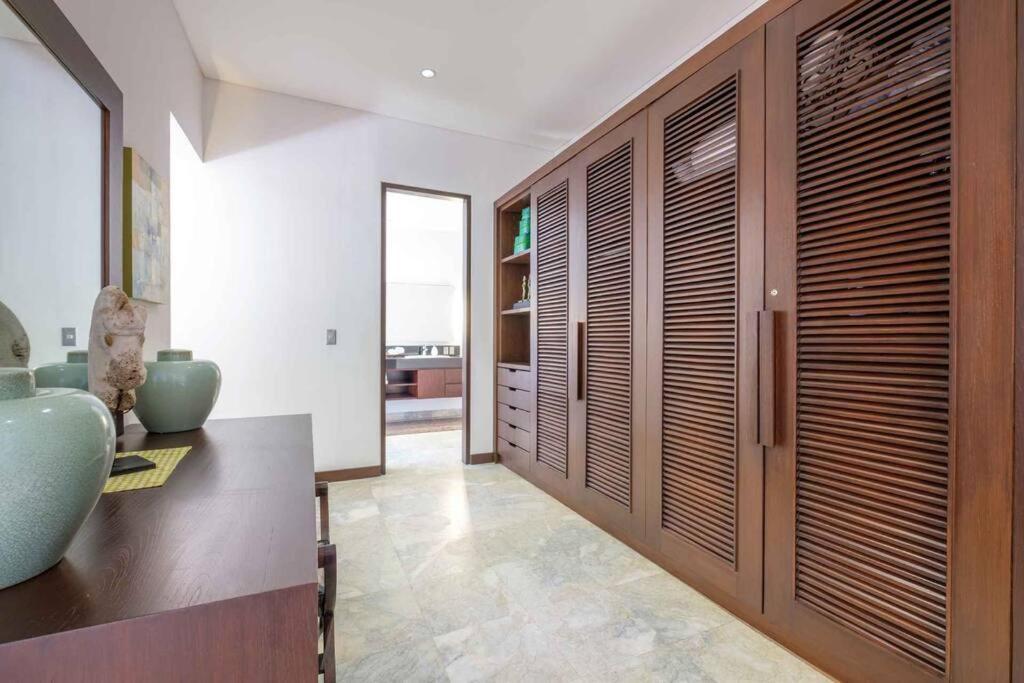 Kejora Beachfront Estate Sanur -Stunning Villa Eleven ภายนอก รูปภาพ
