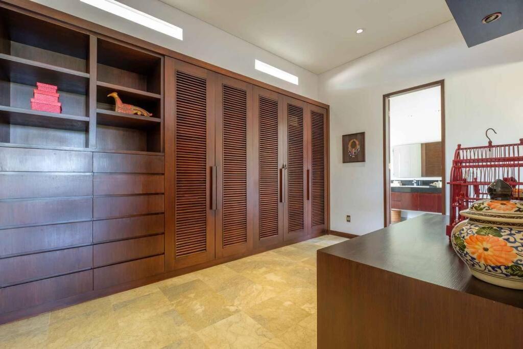 Kejora Beachfront Estate Sanur -Stunning Villa Eleven ภายนอก รูปภาพ