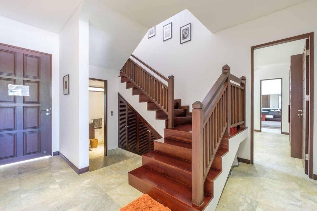 Kejora Beachfront Estate Sanur -Stunning Villa Eleven ภายนอก รูปภาพ