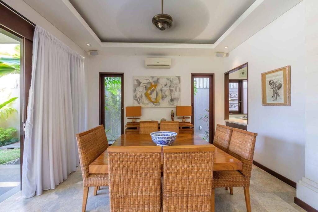 Kejora Beachfront Estate Sanur -Stunning Villa Eleven ภายนอก รูปภาพ