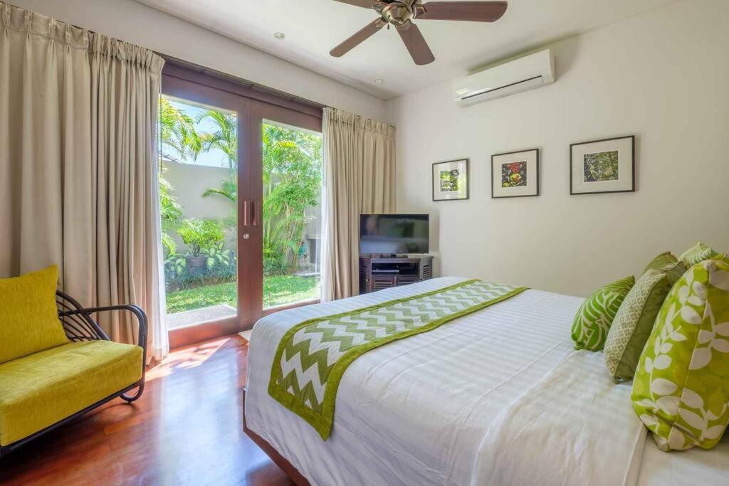 Kejora Beachfront Estate Sanur -Stunning Villa Eleven ภายนอก รูปภาพ